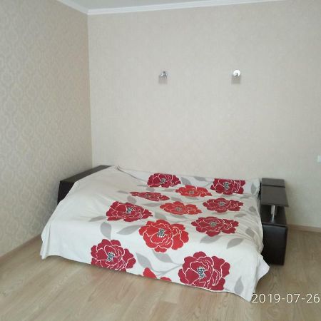 Люкс Апартаменты На Позняках Kiev Exterior foto